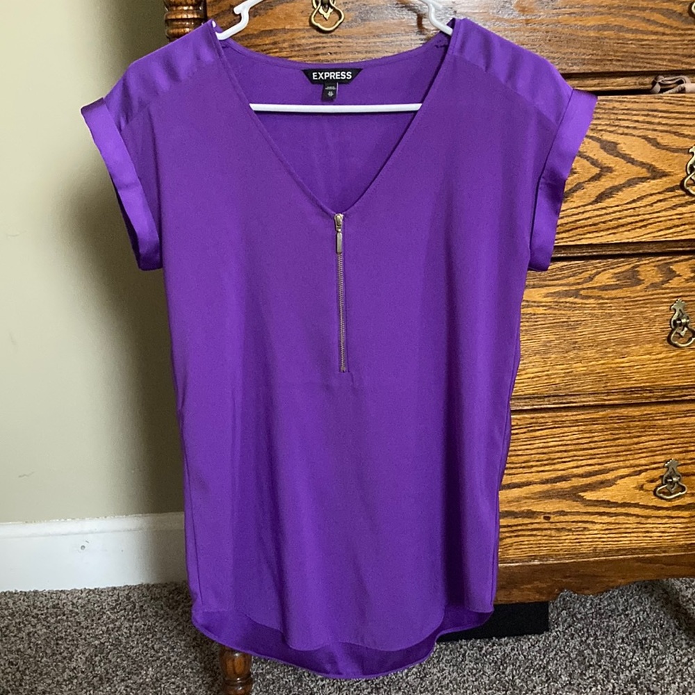 🩷 Express Purple Zipper Short Sleeve Blouse